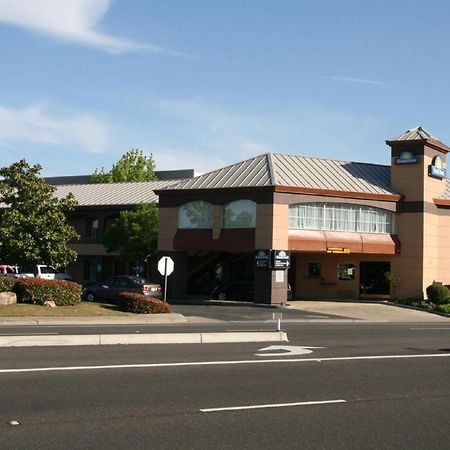 Days Inn By Wyndham Rocklin/Sacramento Экстерьер фото