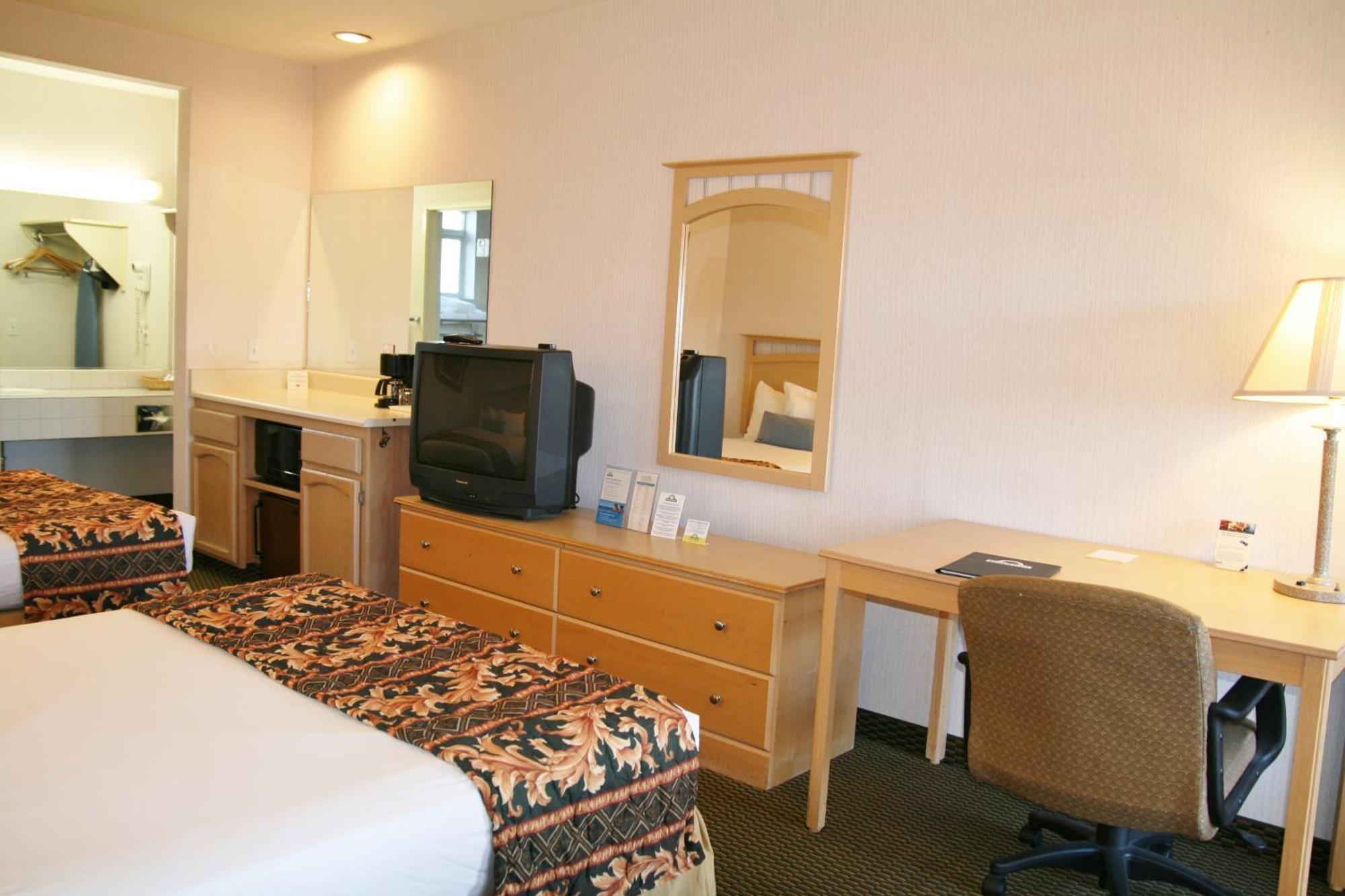 Days Inn By Wyndham Rocklin/Sacramento Экстерьер фото